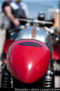 coupes_moto_legende_2011_paddock_0127.jpg