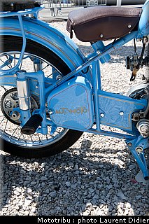 coupes_moto_legende_2011_paddock_0159.jpg