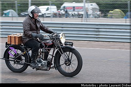 coupes_moto_legende_2011_piste_0027.jpg
