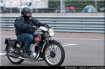 coupes_moto_legende_2011_piste_0033.jpg