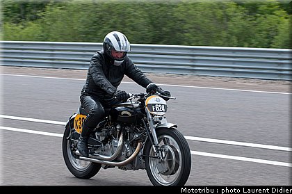 coupes_moto_legende_2011_piste_0068.jpg