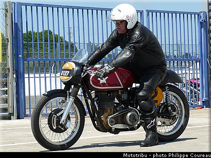 coupes_moto_legende_2012_0313.jpg