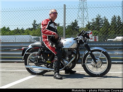 coupes_moto_legende_2012_0330.jpg