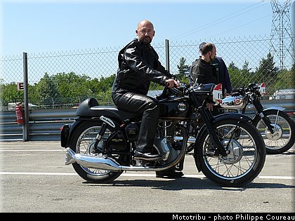 coupes_moto_legende_2012_0336.jpg