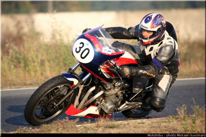 remy_1_trophee_endurance_classic_carole_2009