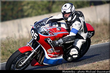 duvernay_dumont_1_trophee_endurance_classic_carole_2009.jpg