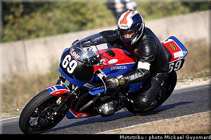 johner_coche_1_trophee_endurance_classic_carole_2009.jpg