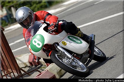 250_g1_g2_13.jpg