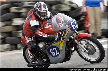 350_g1_g2_authentic350_10.jpg