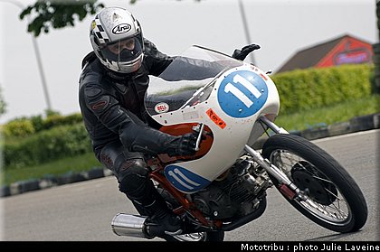 350_g1_g2_authentic350_17.jpg