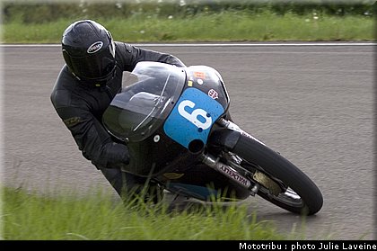 350_g1_g2_authentic350_30.jpg