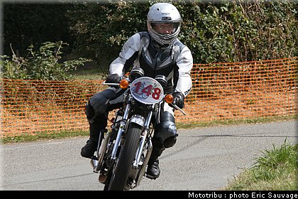 course_de_cote_de_montaigu_2011_015.jpg