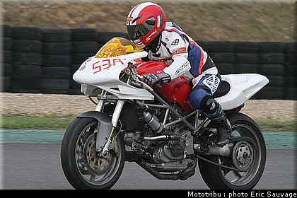 trofeo_rosso_2011_moto_016.jpg