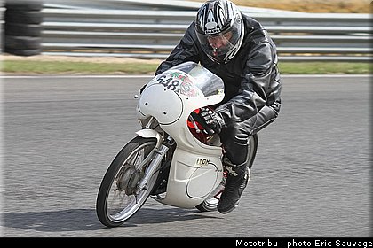 trofeo_rosso_2011_moto_051.jpg