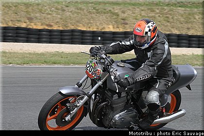 trofeo_rosso_2011_moto_088.jpg