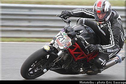 trofeo_rosso_2011_moto_158.jpg