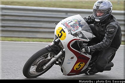 trofeo_rosso_2011_moto_165.jpg