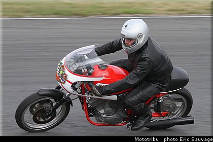 trofeo_rosso_2011_moto_192.jpg