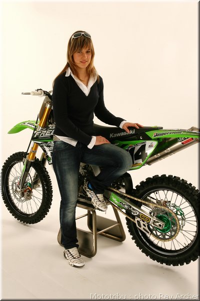 MOTO 