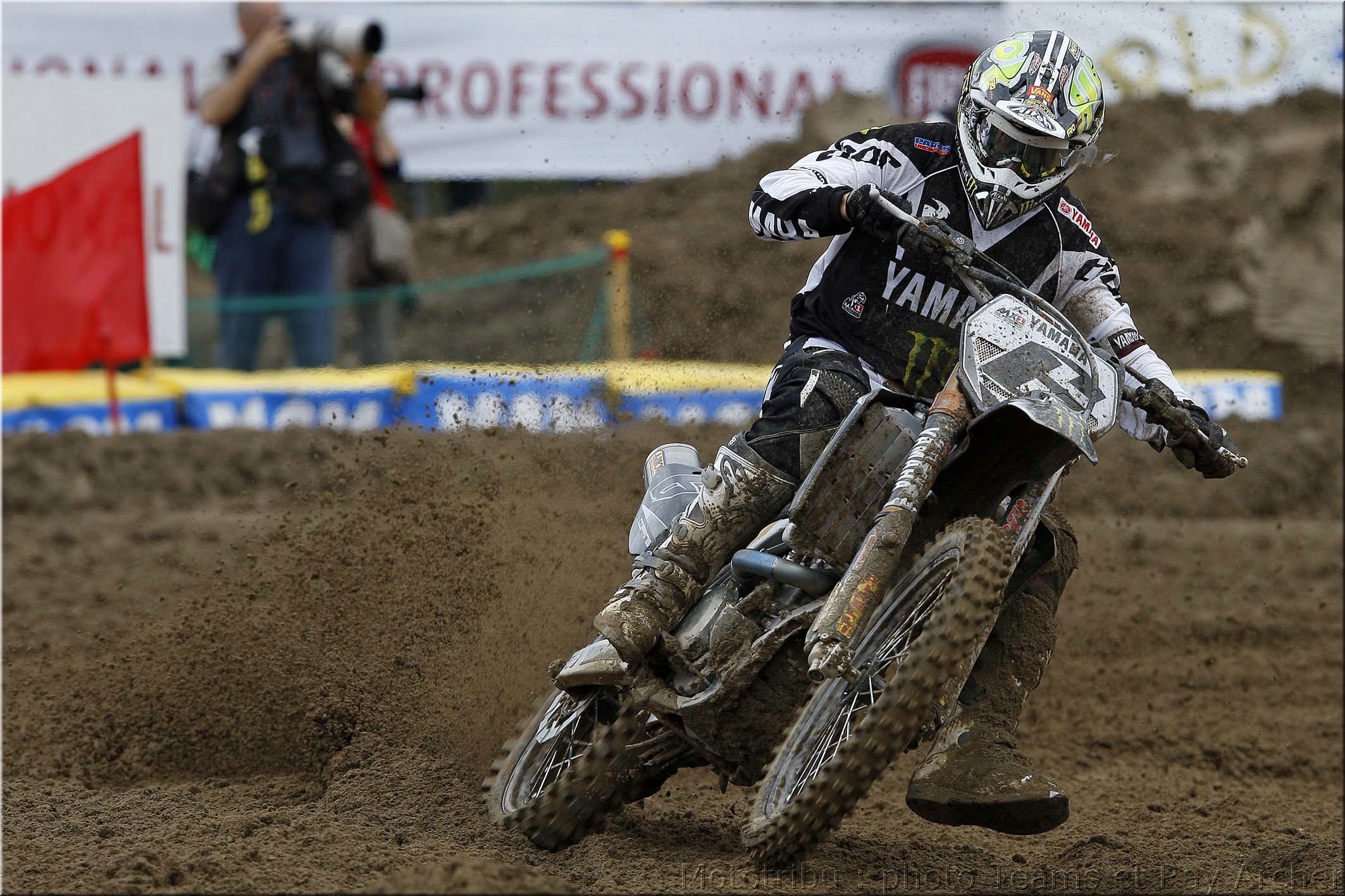 MOTO 