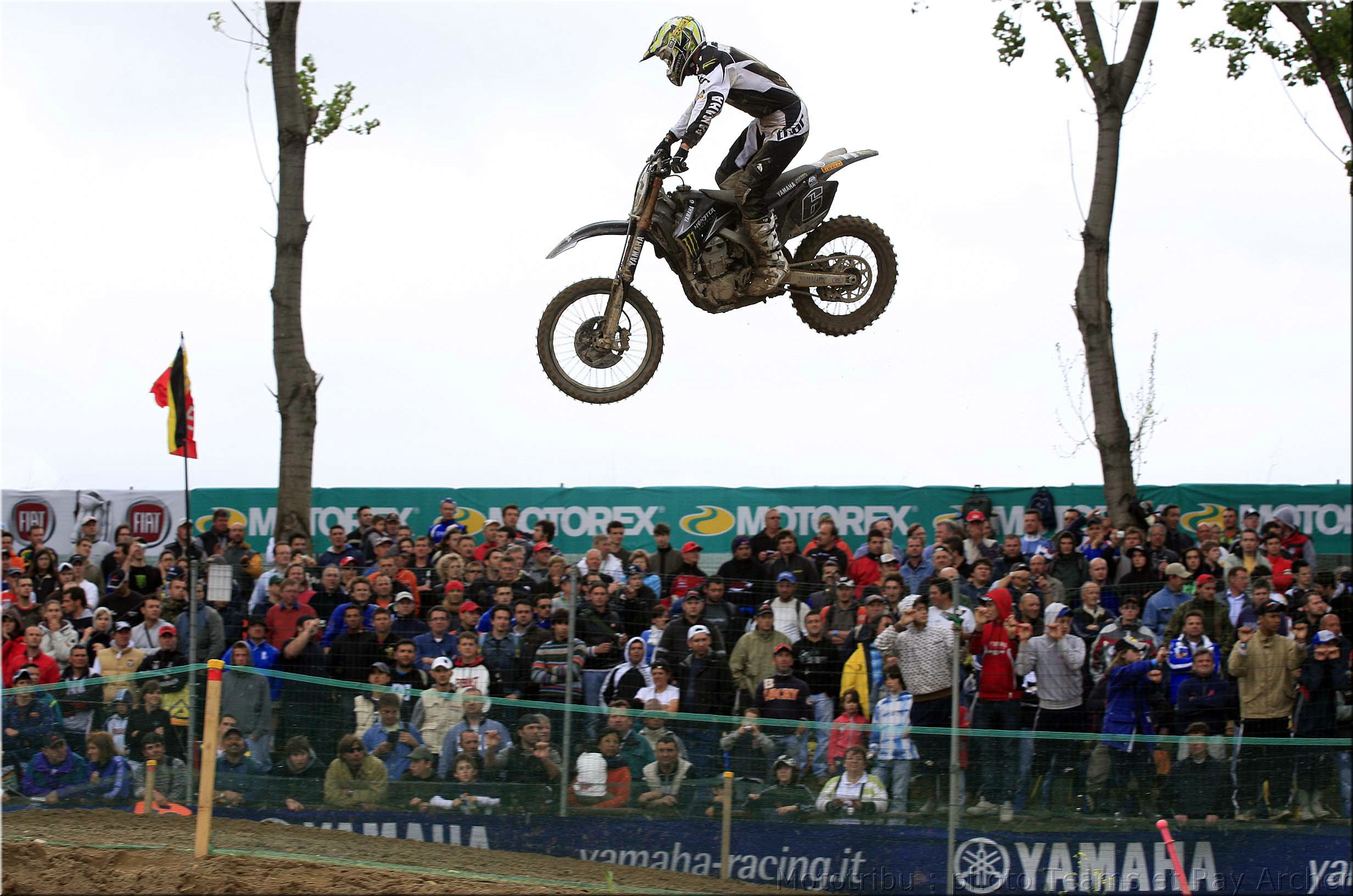MOTO 