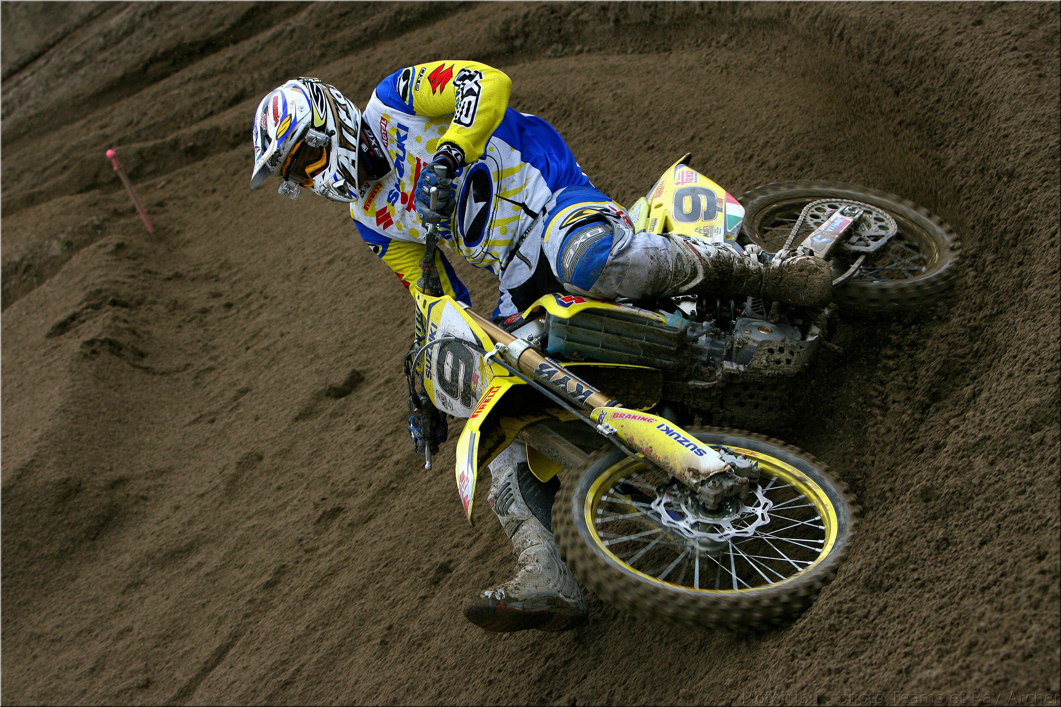 MOTO 