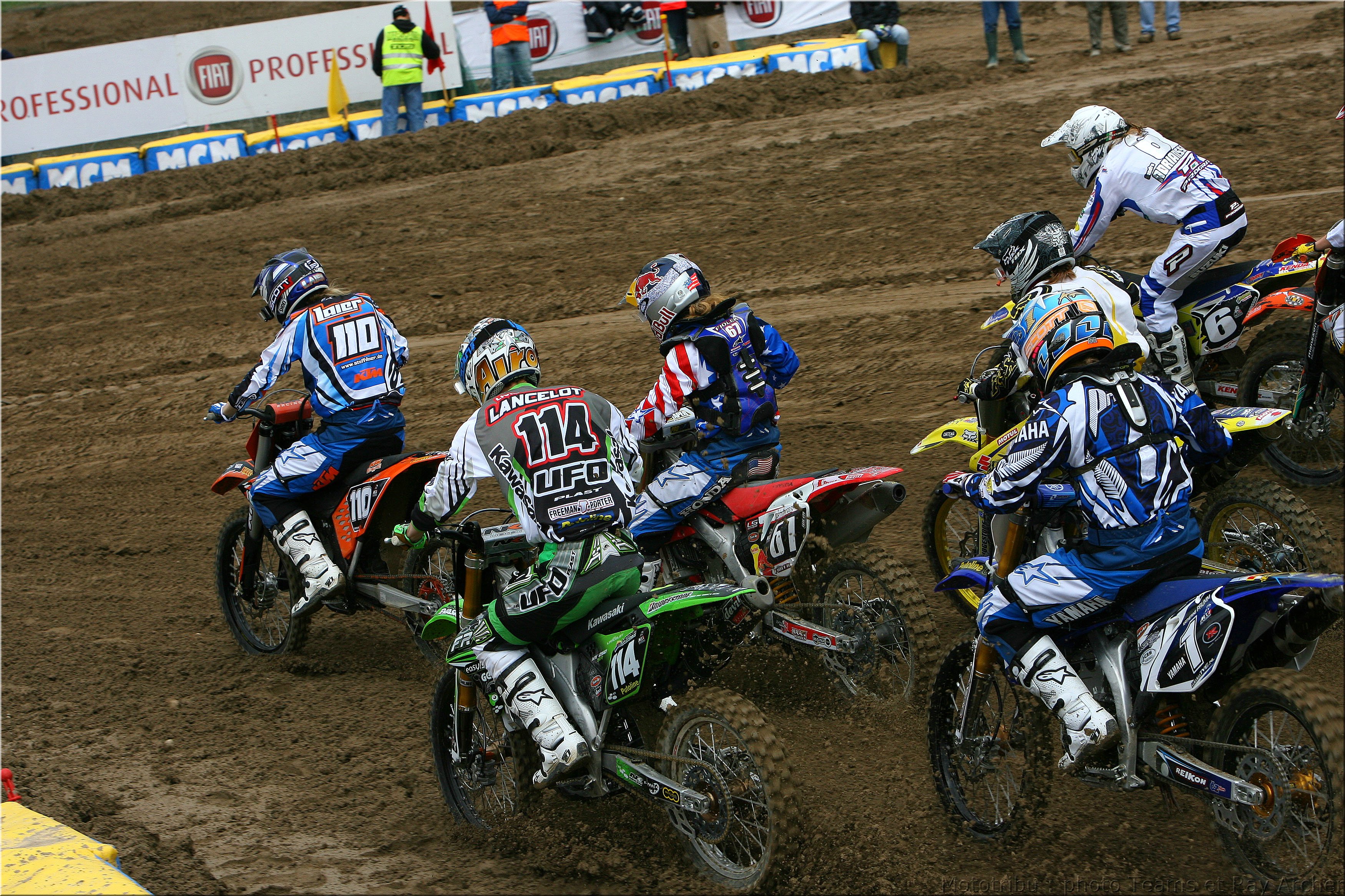 MOTO 