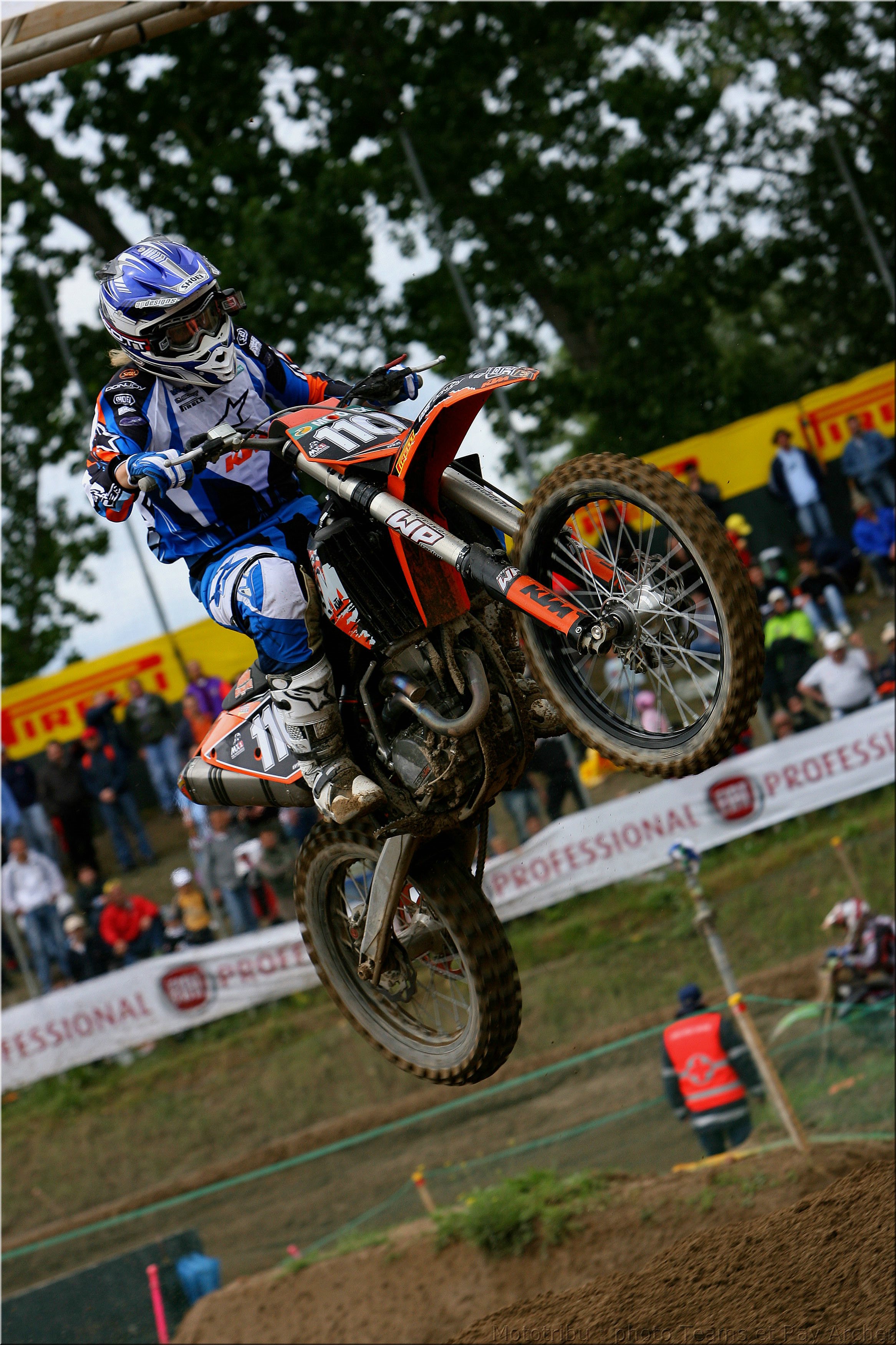 MOTO 