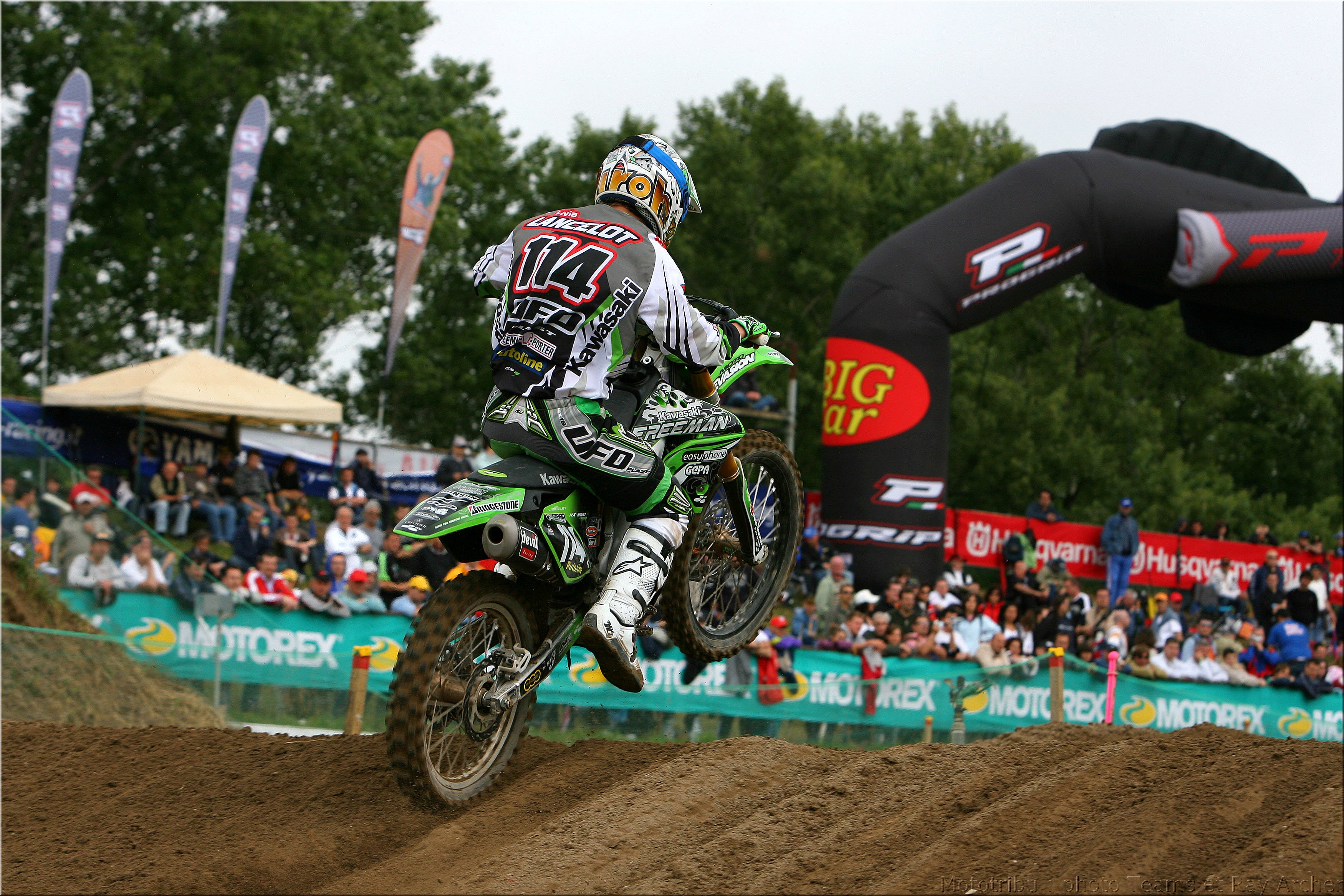 MOTO 