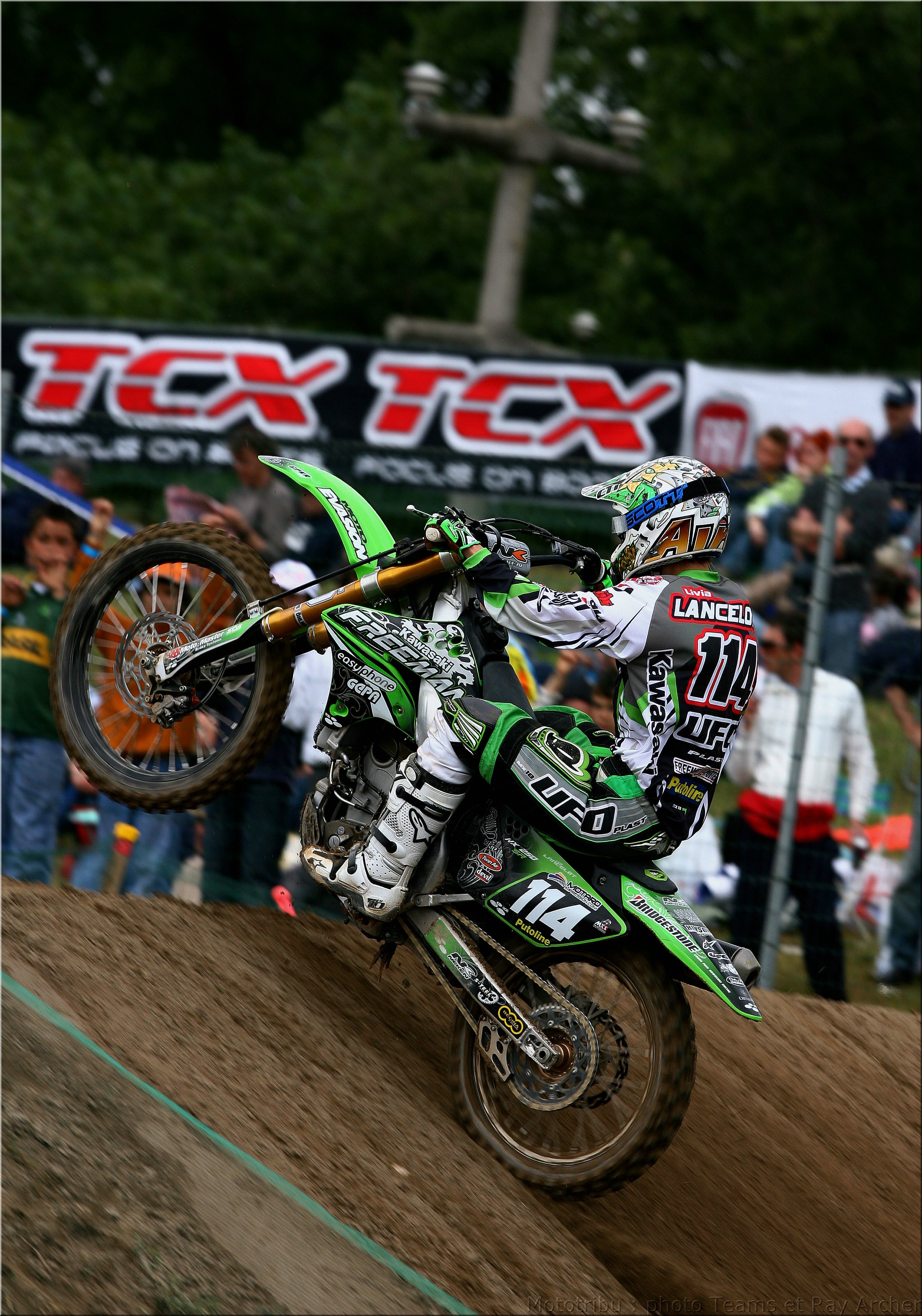 MOTO 