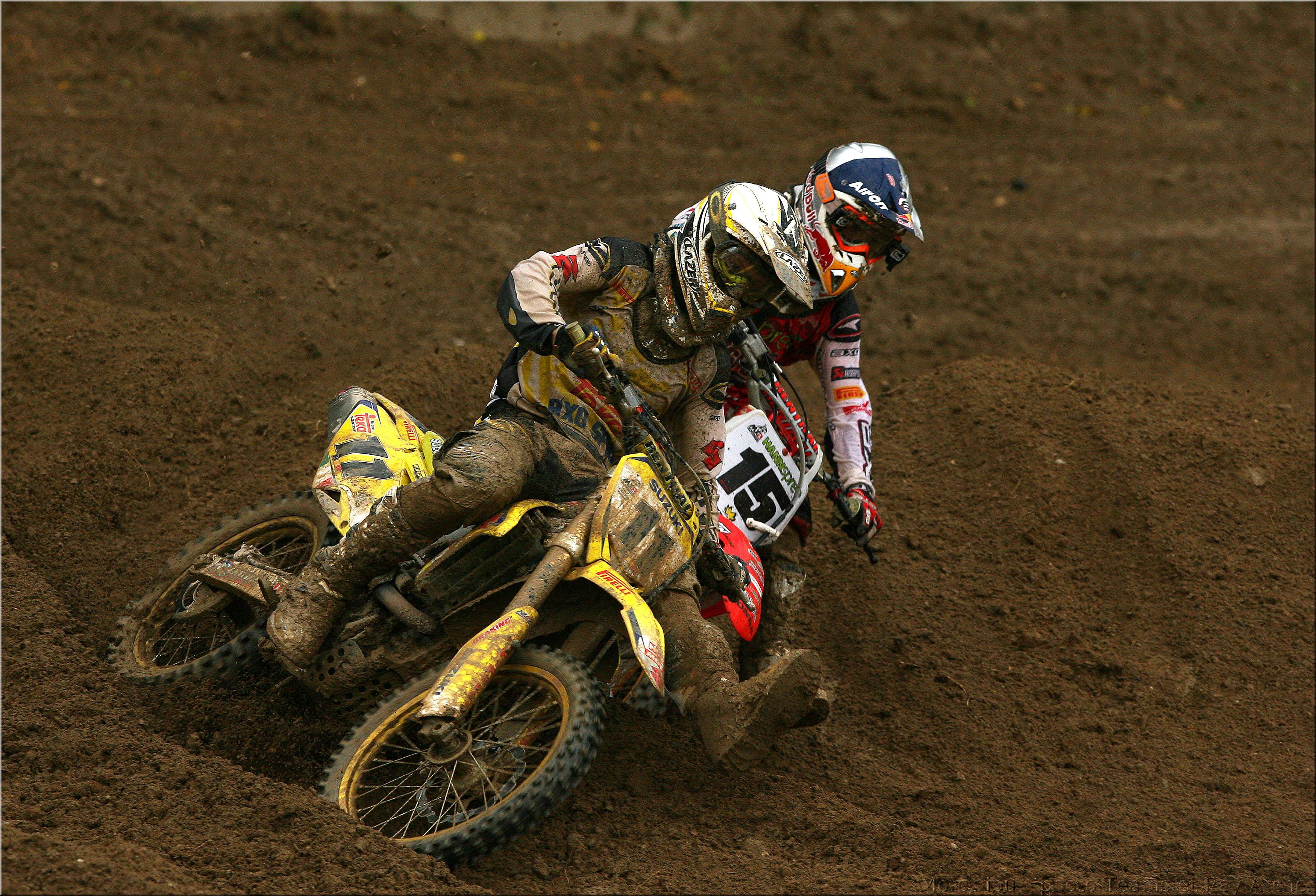 MOTO 