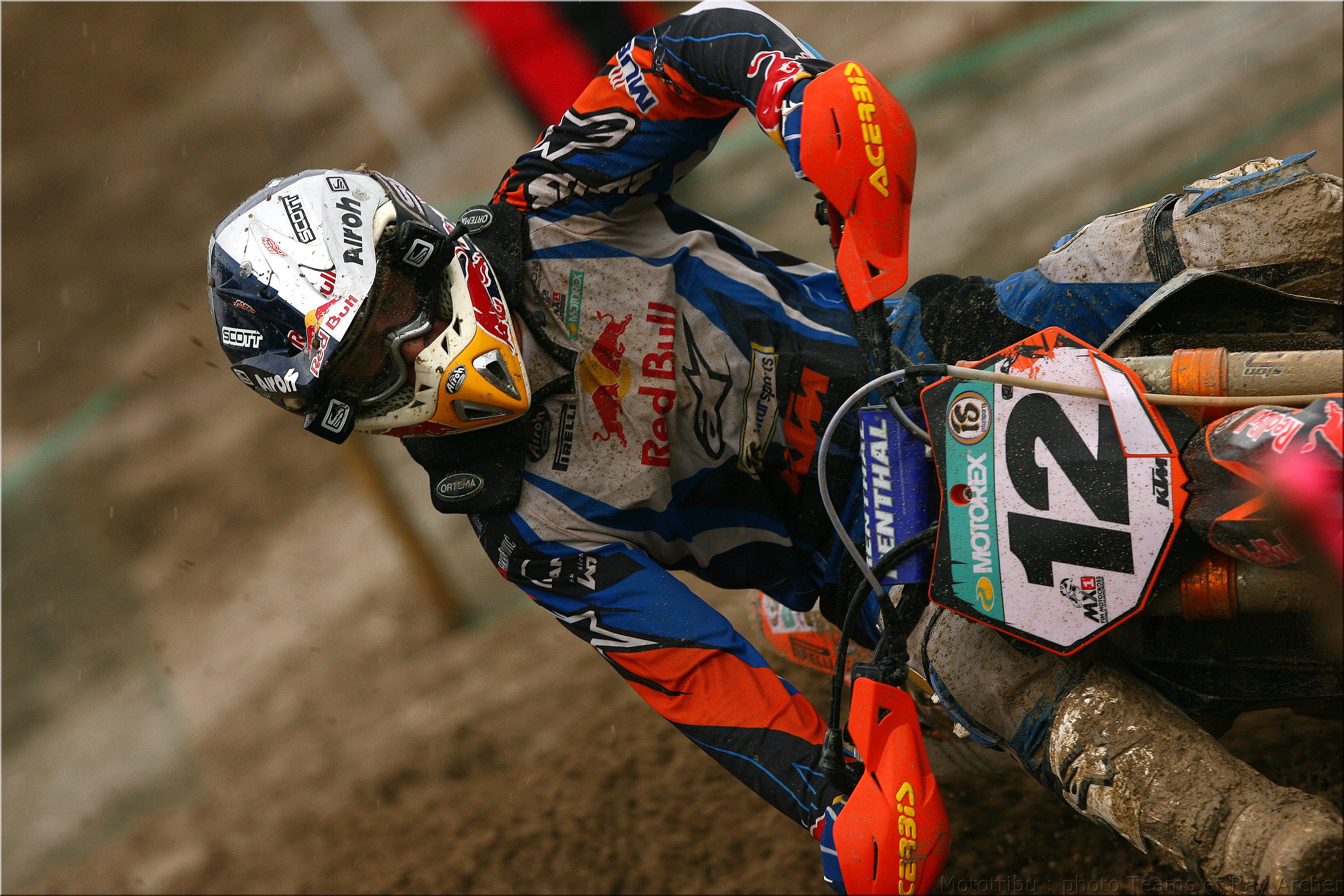 MOTO 