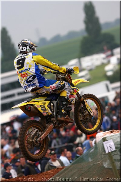 MOTO 