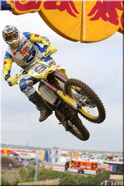 MOTO 