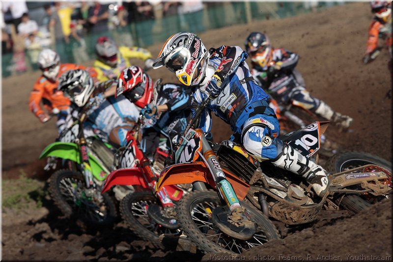MOTO 
