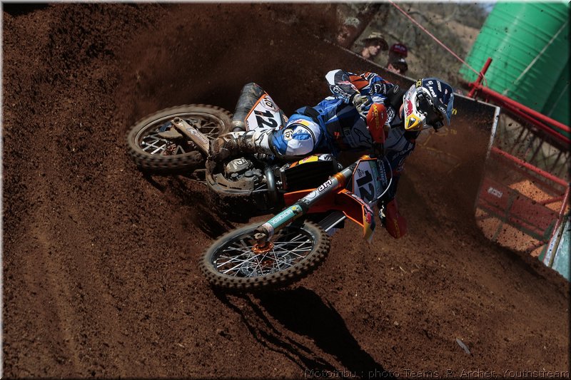 MOTO 