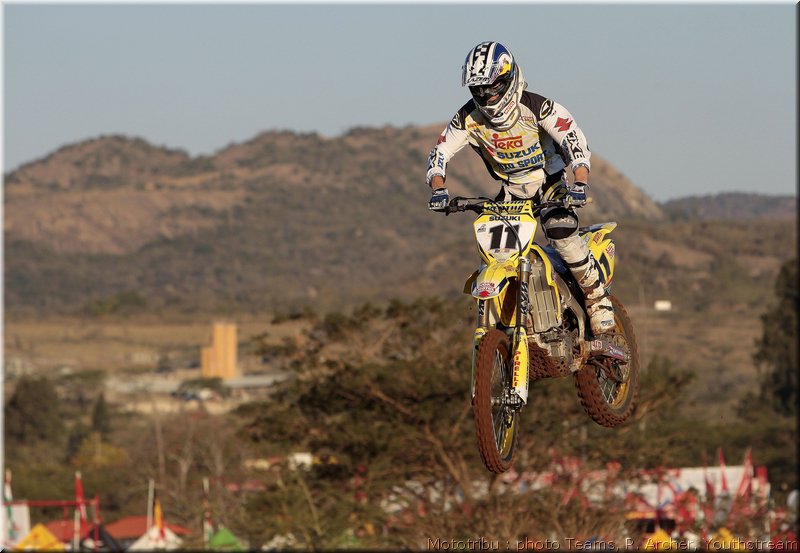 MOTO 