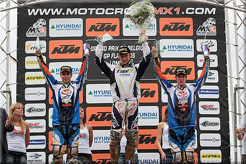 podium_2.jpg