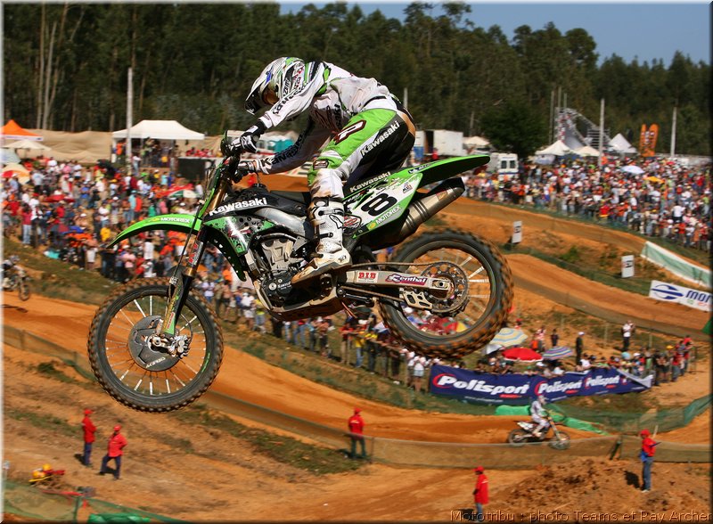 MOTO 