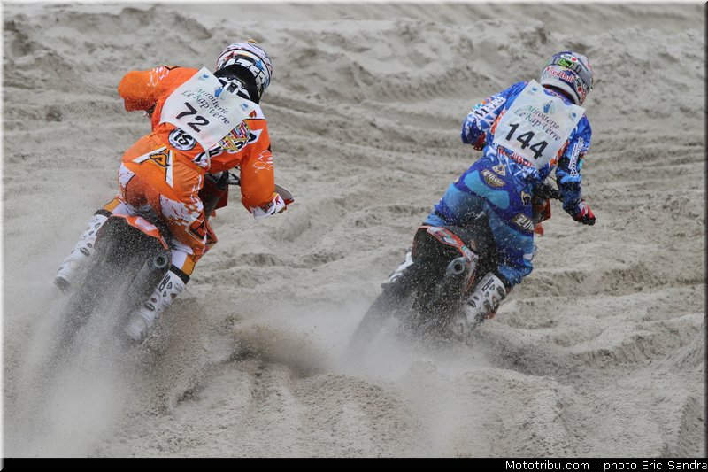 everts_barragan_beach_cross_berck_2009
