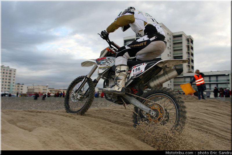 pepers_beach_cross_berck_2009