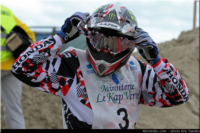 pichon_1_beach_cross_berck_2009
