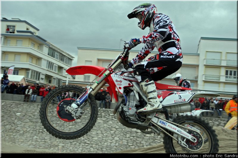 pichon_3_beach_cross_berck_2009