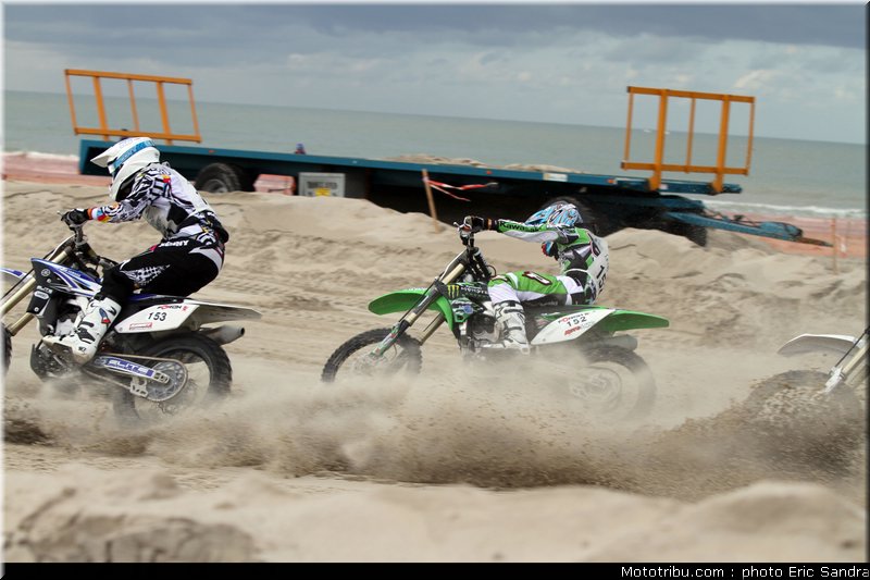van_horebeek_01_beach_cross_berck_2009