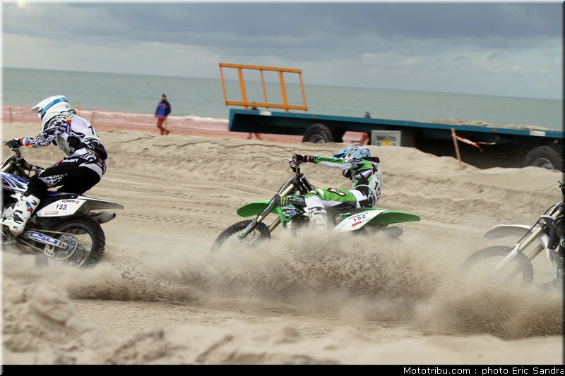 van_horebeek_03_beach_cross_berck_2009