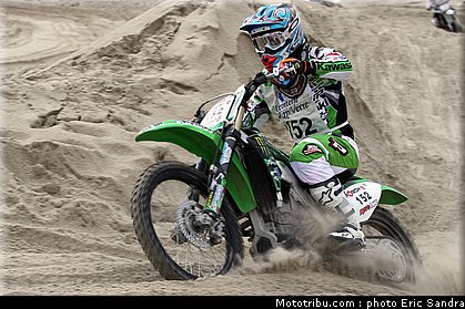 van_horebeek_05_beach_cross_berck_2009.jpg