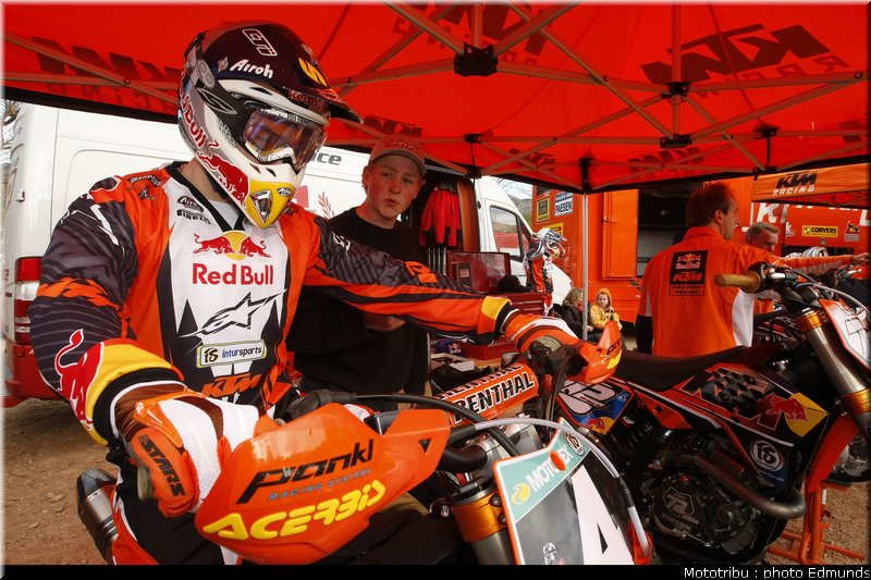redbull_ktm_factory_5