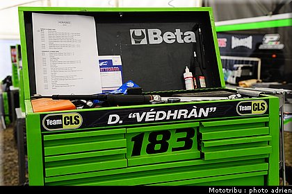 cross_paddock_pernes2009_008.JPG