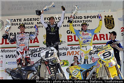 MX1podium_MxGp2BG.jpg