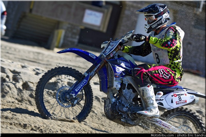 beach_cross_berck_vanbeveren